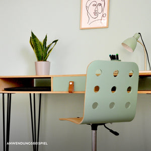 DIY Schreibtisch und IKEA Schreibtischstuhl MakeOver mit Lasur und Lack in Hellgrün
