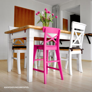 Kinderstuhl in Pink aufgewertet in Landhaus Stil Küche