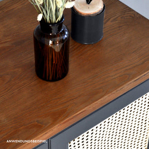 DIY Möbel mit lasierter Oberfläche mit Holzfarbe Nussbaum